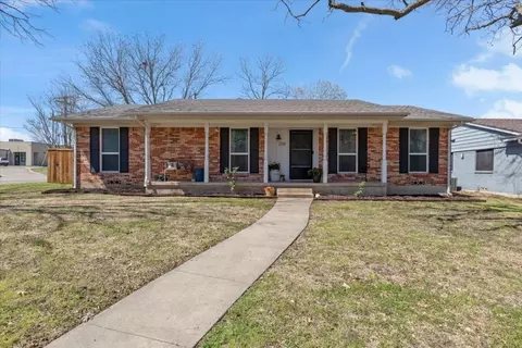 208 King Ave, Howe, TX 75459