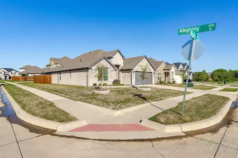 1012 Wasatch Ct, Burleson, TX 76028