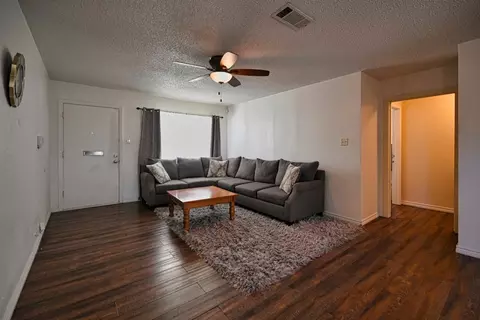 408 E Morton St, Denison, TX 75021 photo 4