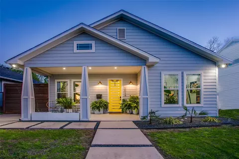 2534 Gladstone Dr, Dallas, TX 75211