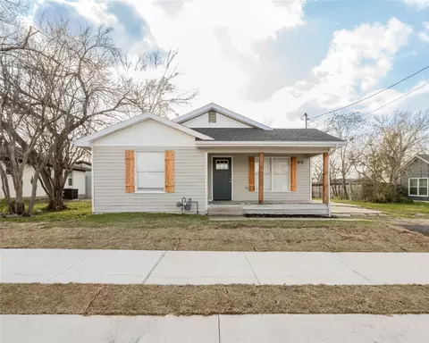 418 N 2nd St, Princeton, TX 75407