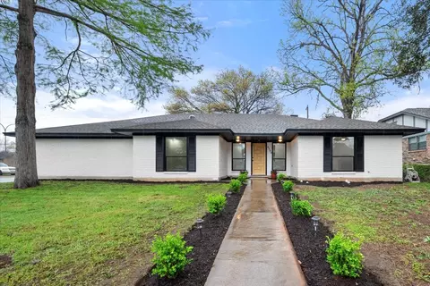 4500 Trowbridge Dr, Arlington, TX 76013