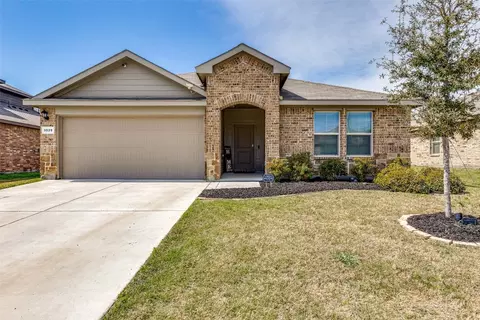 3029 Grand Gulf Rd, Fort Worth, TX 76123