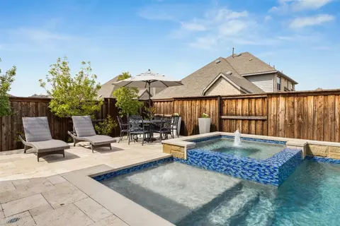 Exterior - 3910 Pine Leaf Ln, Prosper, TX 75078 photo 6 of 11