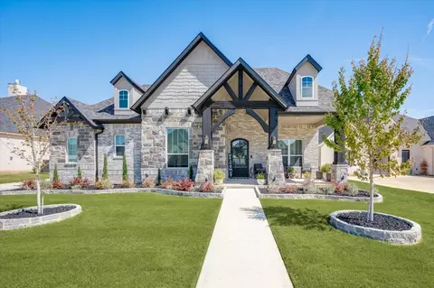 13920 E Riviera Dr, Fort Worth, TX 76028