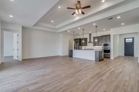 105 Pointer Ln, Georgetown, TX 78633 photo 9