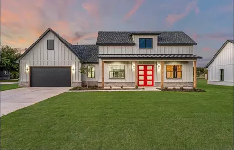 1054 County Road 337, Glen Rose, TX 76043