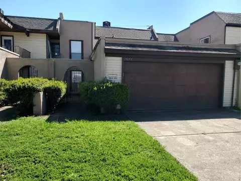 10424 Las Brisas Dr, Dallas, TX 75243