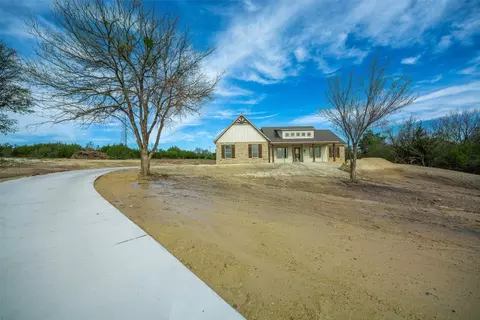 104 Grant Alan, Weatherford, TX 76085