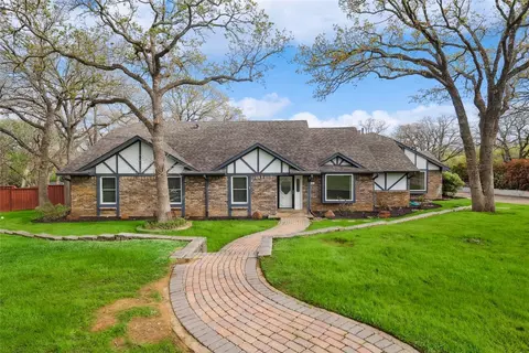 6400 Hillcrest Rd, Flower Mound, TX 75022
