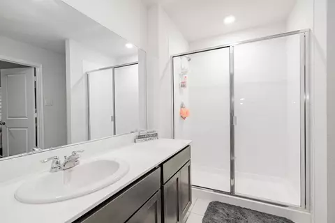 Bath - 3103 Singleton Rd, Forney, TX 75126 photo 1 of 2