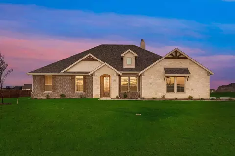 232 Meadow Vista Dr, New Fairview, TX 76078