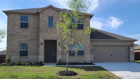 1345 Rockford Dr, Cedar Hill, TX 75104