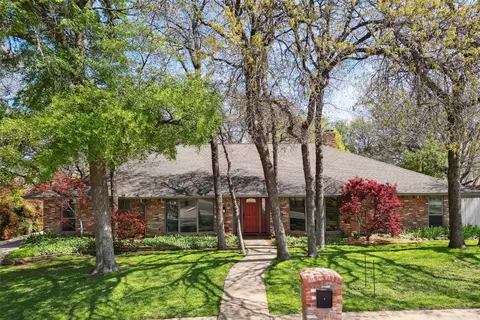 2629 Lincoln Dr, Arlington, TX 76006