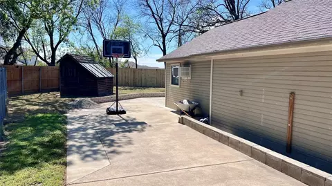 1917 Willowcrest Loop, Denton, TX 76205 photo 6