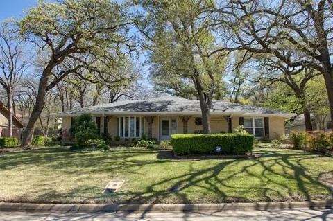 3314 Yellowstone Dr, Arlington, TX 76013