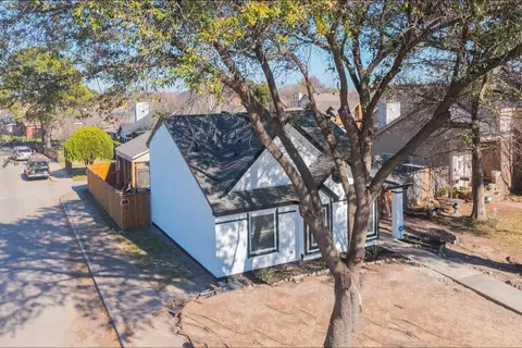 10506 Woodleaf Dr, Dallas, TX 75227