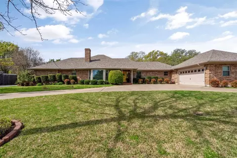 608 Rockdale Rd, Cleburne, TX 76033
