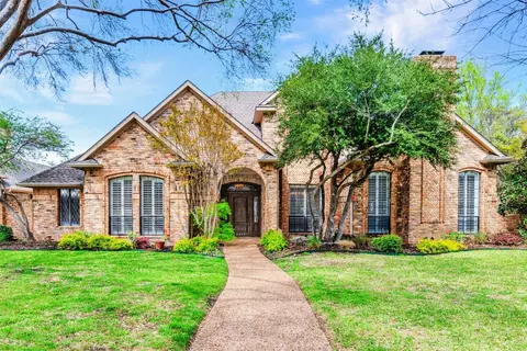 5817 Gallant Fox Ln, Plano, TX 75093
