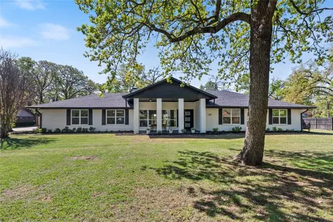 123 Randy St, Gun Barrel City, TX 75156