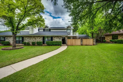 606 Taylor Ct, Duncanville, TX 75137