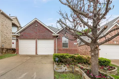 448 Lacebark Dr, Irving, TX 75063