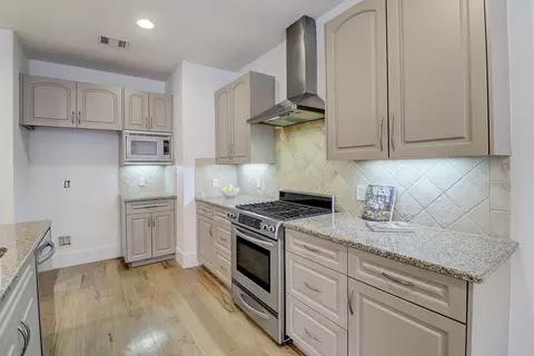 2606 Shelby Ave #206, Dallas, TX 75219