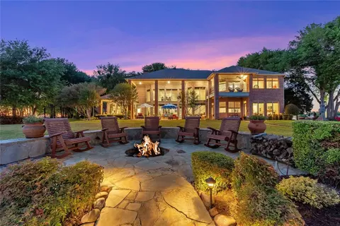 36 Island Dr, Mabank, TX 75156