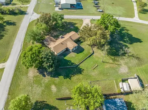 100 Chaparral Ct, Willow Park, TX 76087