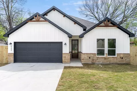5205 Crowley St, Sansom Park, TX 76114