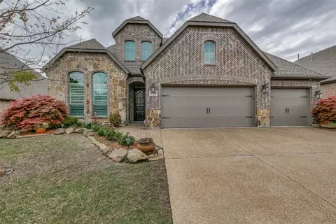1718 Crescent Oak St, Wylie, TX 75098