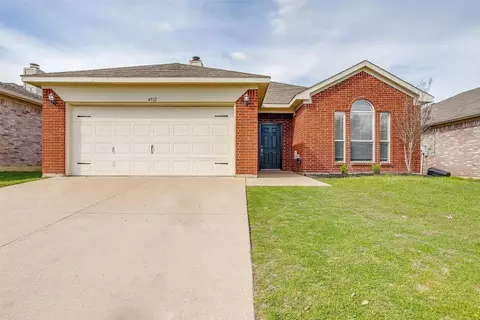 4932 Marina Del Rd, Fort Worth, TX 76179