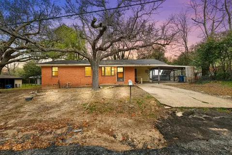 712 Barbara St, Athens, TX 75751