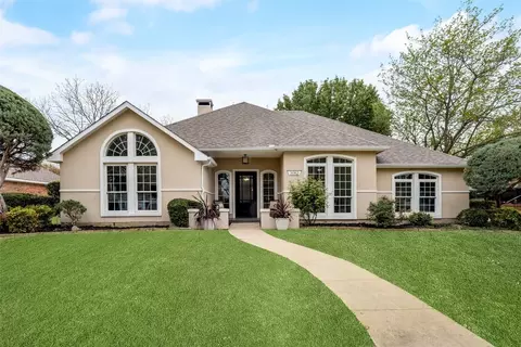 2052 Liverpool Dr, Plano, TX 75025