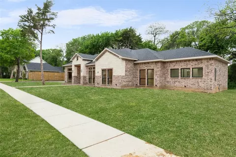 1555 Hamilton Dr, Cedar Hill, TX 75104