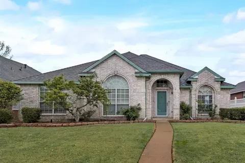 2601 Covington Dr, Garland, TX 75040