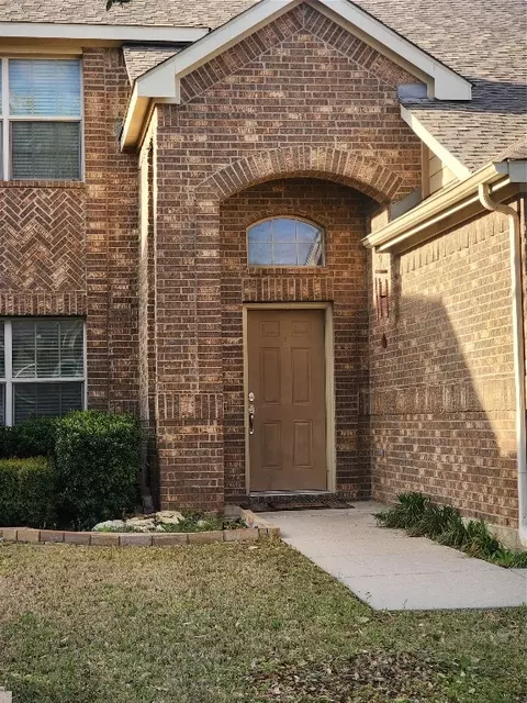 628 Saddleway Dr, Fort Worth, TX 76179