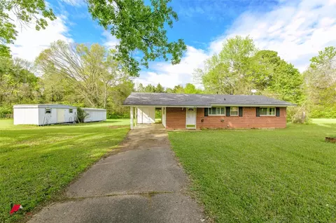 3206 Castlewood Dr, Shreveport, LA 71108