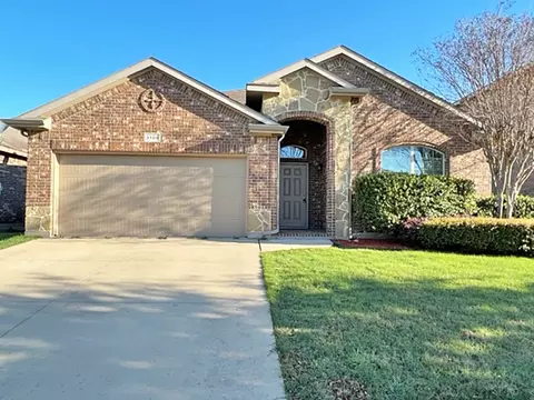 3120 Hornbeam St, Argyle, TX 76226