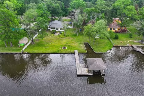 727 Callender Lake Dr, Murchison, TX 75778