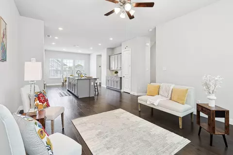 2409 Springhill Ave, Flower Mound, TX 75028