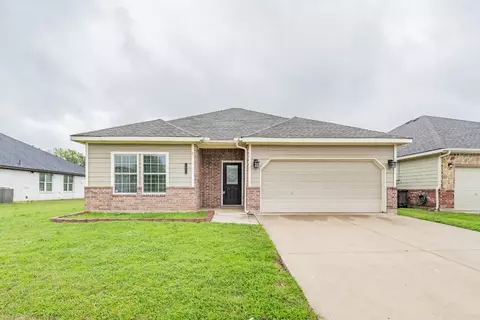 12233 Hunters Crossing Ln, Burleson, TX 76028