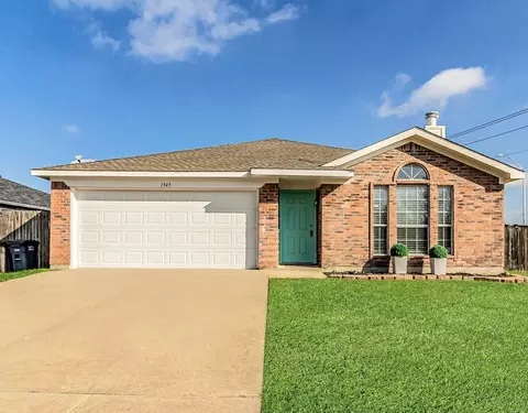 1945 Overland St, Fort Worth, TX 76131