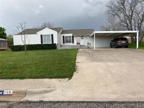 109 Bluffview Dr, Brownwood, TX 76801