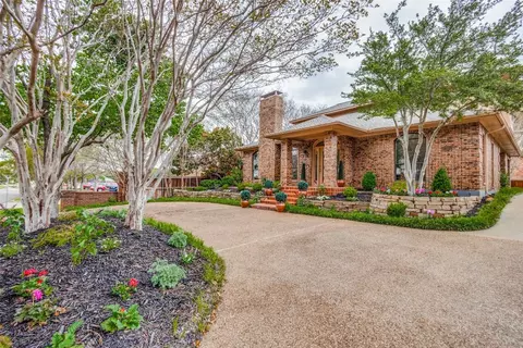 2901 Pennsylvania Dr, Denton, TX 76205