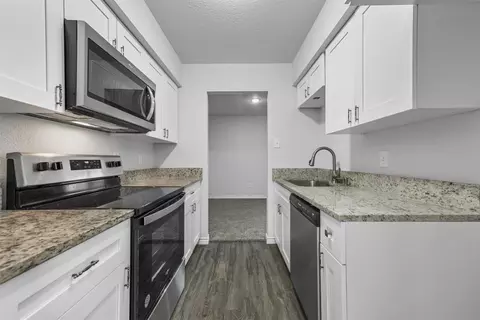 8075 Meadow Rd #220, Dallas, TX 75231