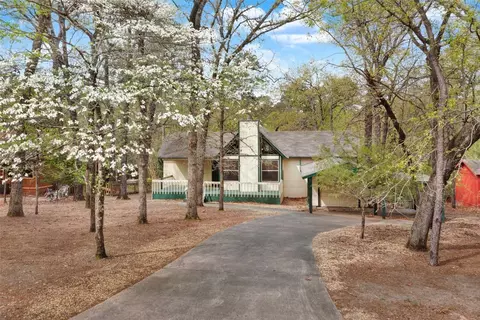 275 Wildwood Trl, Holly Lake Ranch, TX 75765