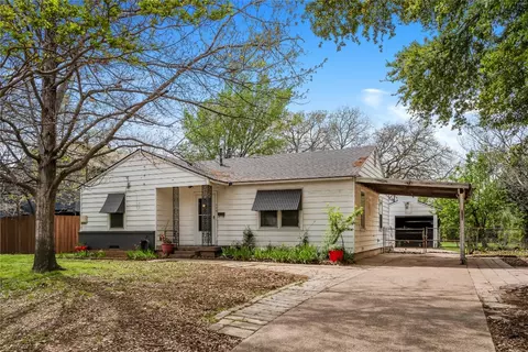 305 Thompson St, Irving, TX 75061