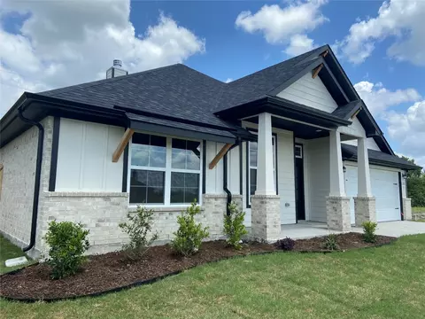 431 Palmer View Dr, Palmer, TX 75152