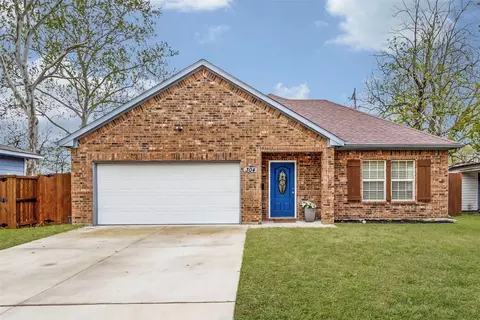 304 Franklin Ave, Mckinney, TX 75069